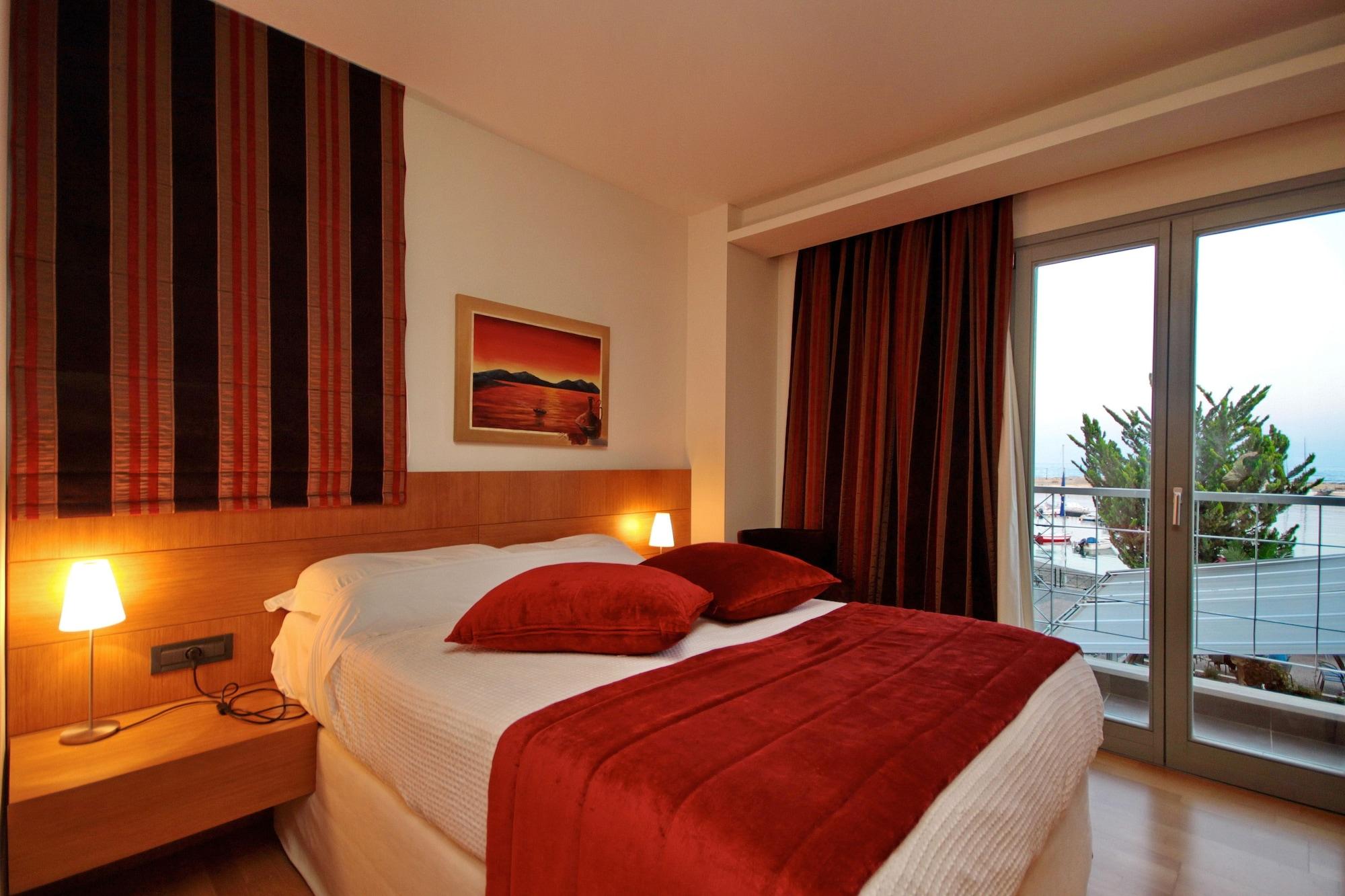 Parálion Ástros Astros Beach Boutique Hotel מראה חיצוני תמונה